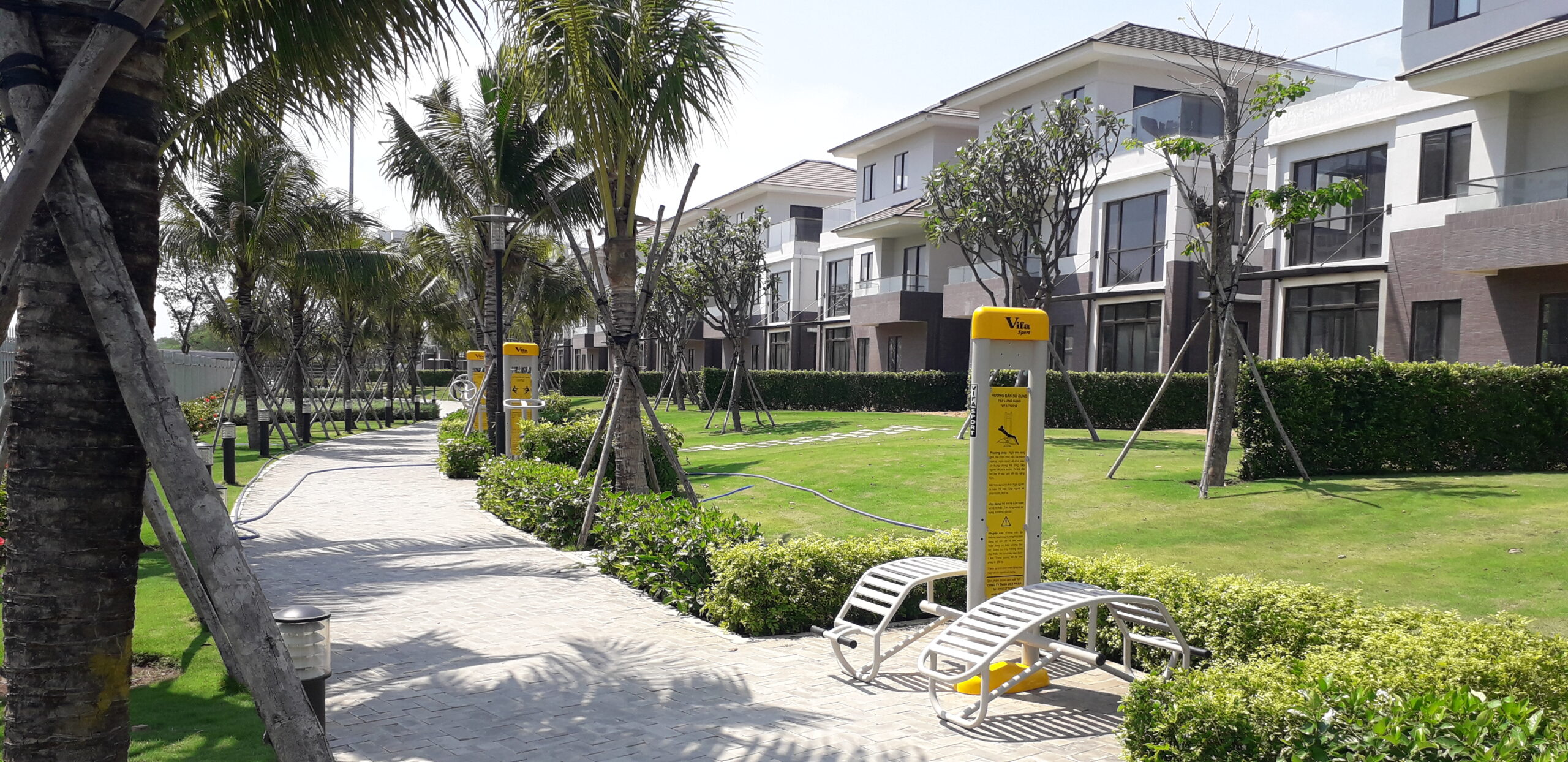 dụng cụ thể dục ngoài trời giá rẻ